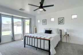10 Minutes From Downtown Phoenix!